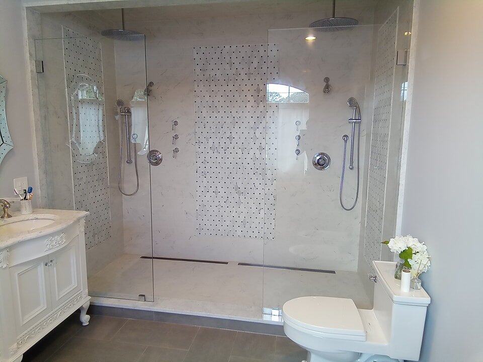 Elegant glass shower door enclosure for modern bathrooms. Luxury shower doors with clear glass, stylish design, and easy installation options.